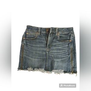 American Eagle denim mini skirt. Size 8